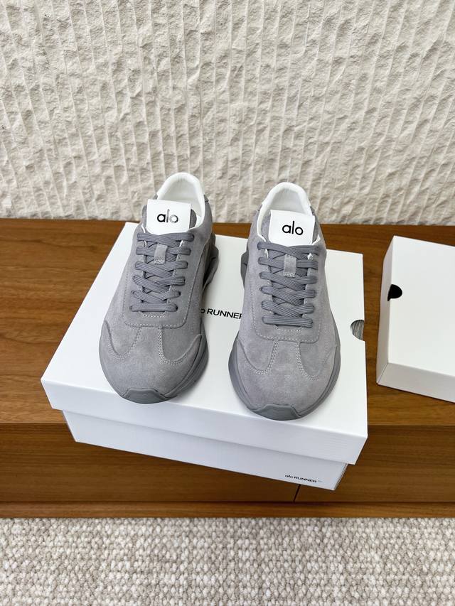 皮里 G119 Alo 小众潮牌 25Ss秋冬新款 厚底情侣款 休闲鞋 运动鞋 跑步鞋 今年超火的品牌 好多明星网红种草 上脚超级百搭！而且超级舒适！ 是厚底款