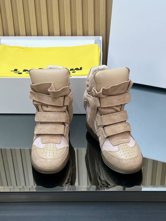 顶级版本 Isabel Marant 伊莎贝尔经典款高帮鞋 Ins网红博主热推！一双简单又不失高级的靴子...原版1:1复刻隐线大底！脚感特别舒适 随意百搭！超