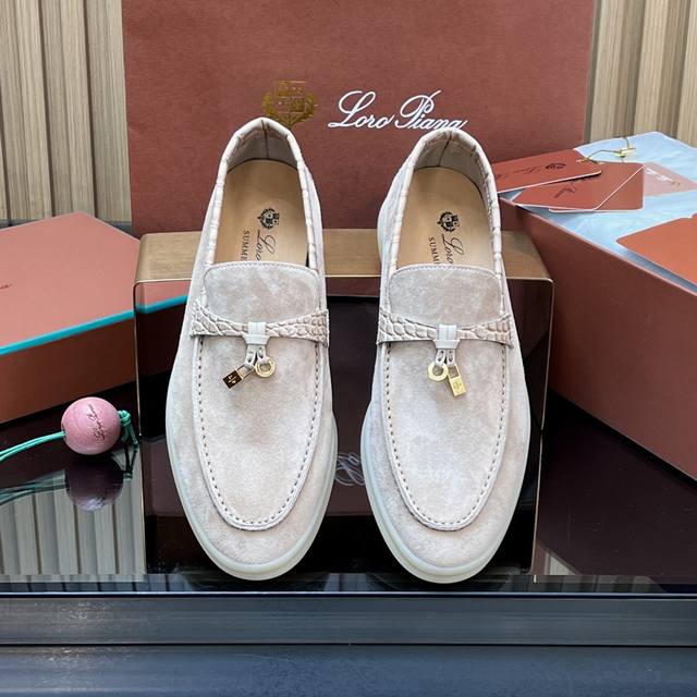 代购品质 牛皮内里 Loro pⅰAna 早春最新款乐福鞋 石头纹系列 代工厂p莞货 一一一一一一一一一 意大利高级品牌Loro piana 是意大利顶级奢侈品