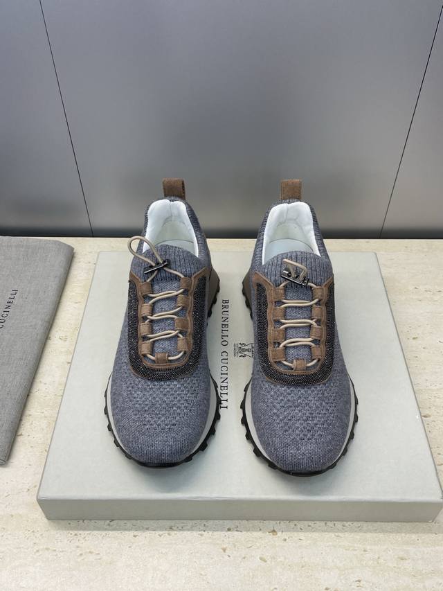 工厂p价p Brunello Cucinelli 2025秋冬新款拼色系带女鞋 Bc厚底圆头标志性串珠休闲运动跑鞋 材质：鞋面进口环保透气毛线筒科技面料+原版定