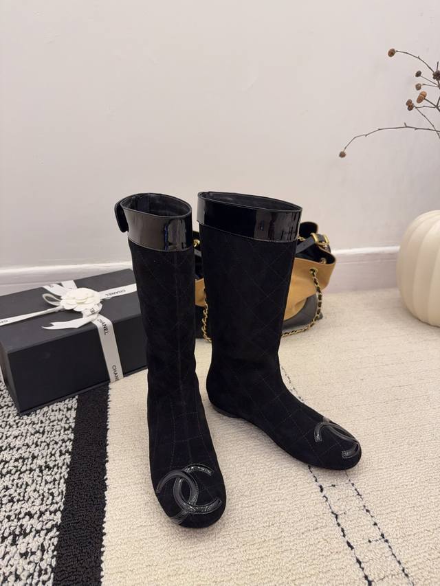 代购级 绒里 * 2025B 大厂顶级高端品质 ：35、36、37、38、39、 34 40 41 42 需要定做跟客服 沟通