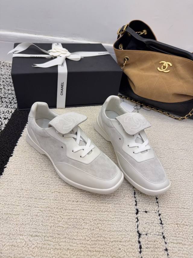 代购级 中古款 * 2025B 大厂顶级高端品质 ：35、36、37、38、39、 34 40 41 42 需要定做跟客服 沟通