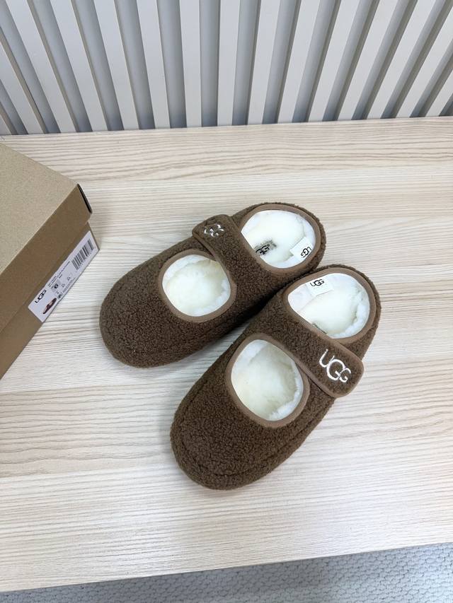 Ugg 女士系带泰迪羊毛包子鞋 鞋面采用泰迪毛皮革搭配精致缝线Logo，质感高级，细节满分 复古翻毛搭扣设计，经典又时髦，轻松穿出慵懒高级感～ 内里选用澳洲美利