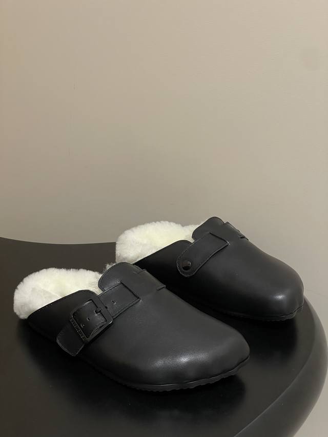 男10 Balenciaga巴黎世家25Fw秋冬新款Sunday Suede Mule五指勃肯鞋薄底羊毛穆勒半拖鞋搭扣懒人一脚蹬勃肯毛毛鞋情侣款 鞋面采用麂皮质