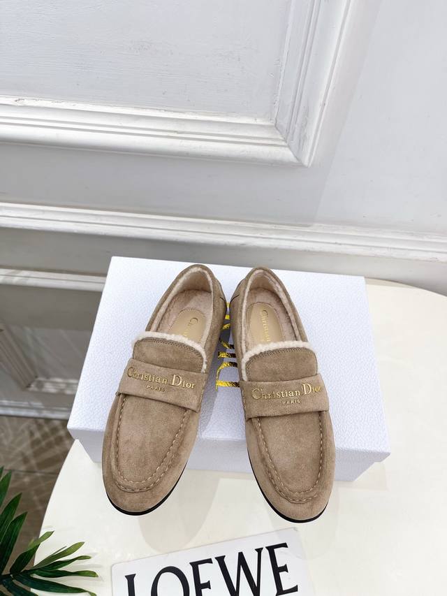 Dior 迪奥 25 2025秋冬新品 顶级版本 专柜主打新款 Dioralps Dior Boy 字母扣羊毛乐福鞋 硬货上新 Bs代购级别！高级感十足！国内外