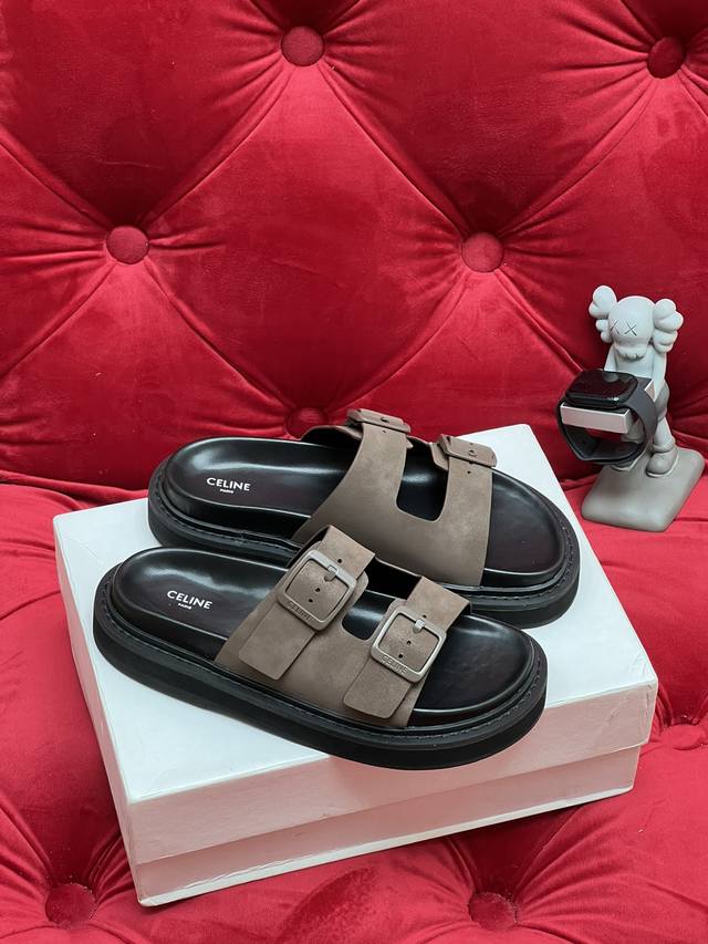 独家实拍 高版本 24Ss Celin* 春夏新品凉鞋 五金扣饰原版1:1定制 楦形流畅完美 上脚百搭舒适 鞋面：采用全油边工艺 Size：35-40 41定做