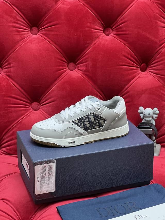 跑量款 独家实拍 莞产代购级 Dior迪奥 25Ss全新升级 B27系列 经典 情侣款老花 休闲运动板鞋 认准独家品质接受市场对比 原版购入 开发做货 专柜同步