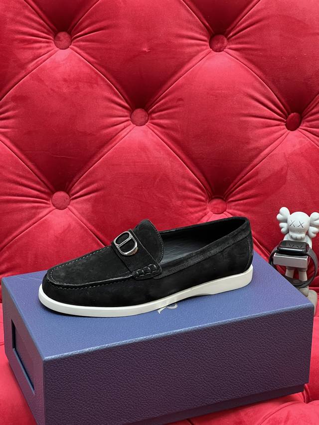 顶级实拍 顶级版本 迪奥Dior25Ss春夏新款 休闲皮鞋 专柜新款同步 精致手工缝线 做工细节堪比专柜 精美包装 鞋面：原版牛京面 内里：原版水染牛皮内里 鞋