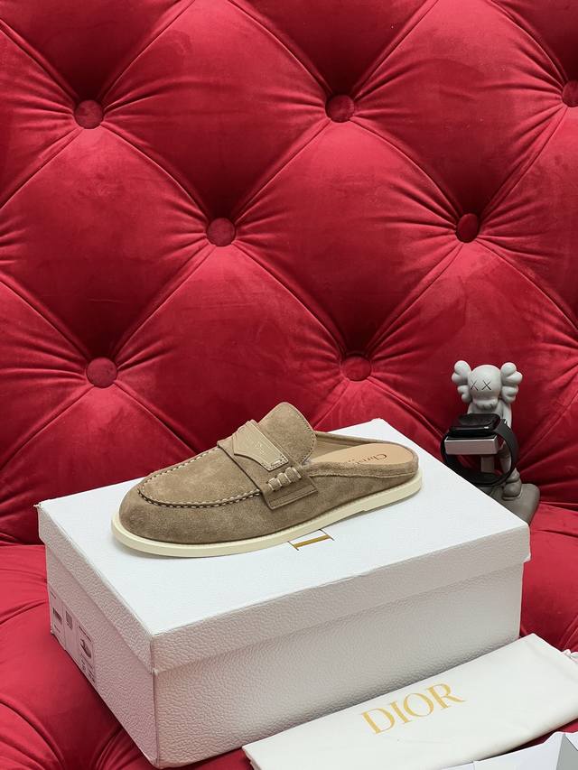 独家实拍 顶级版本 Dio*迪奥 2025Ss早春新品 专柜主打新款Miss Dio*拖鞋 硬货上新 代购级别 高级感十足 国内外博主刷爆的一款 复古又时髦 上