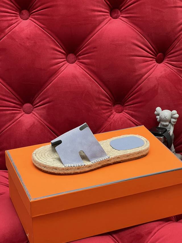 独家实拍 顶级版本 Hermes爱马仕 25Ss春夏最新 Antigua 皮革 草编 露趾 凉拖 夏日必备 在炎热的夏天 穿上这双拖鞋 感受舒适与时尚的完美结合