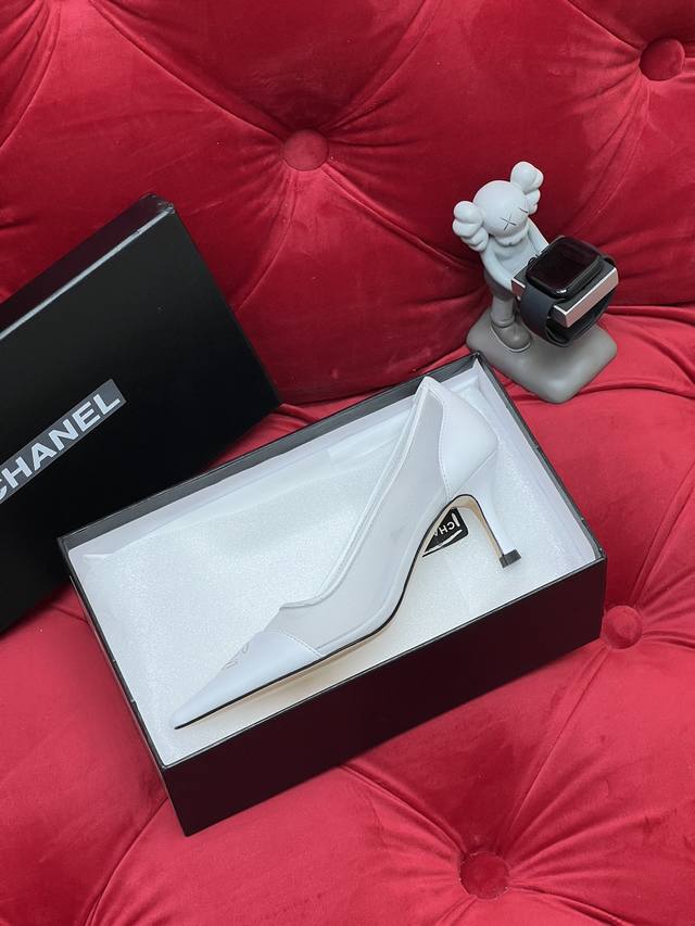 独家实拍 顶级版本 小香官网同步高版本 Chanel Ss 香奈儿春秋季香家必备爆款 女神系列 拥有香家特色优雅名媛气质 超级耐看 让人无法抗拒 心动Ing 鞋