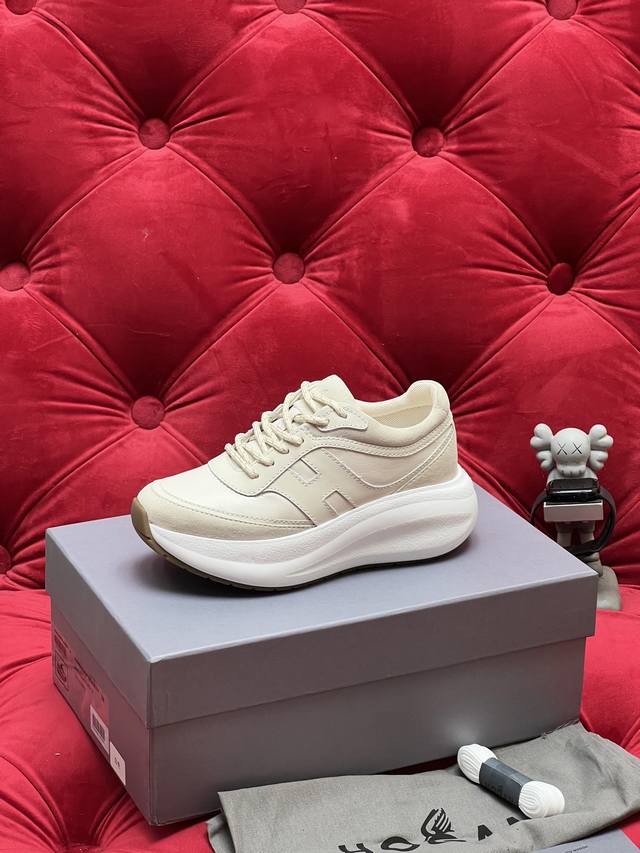 独家实拍 顶级版本 Hogan 2026Ss最新运动休闲爆款系列～ 流行 H拼色工艺 休闲运动鞋履精湛手工设计融入军装元素 兼职实用与个性造型感 轻盈舒适 焕呈