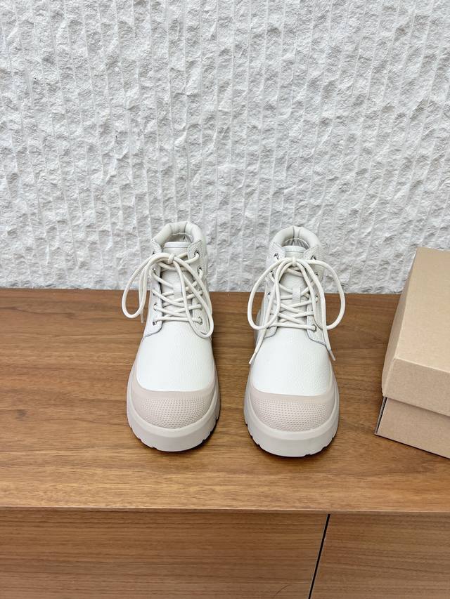 男码+10 G767 Ugg 小众潮牌 Tasman Weather Hybrid 情侣款 系带 雪地靴 男女同款经典Tasman鞋型之上加入大橘底机能撞色设计