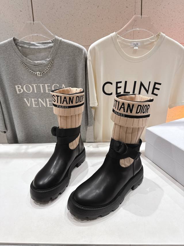 顶级弹力袜子靴，秋冬全新系列D-Major系列马丁靴原版1:1楦型打造，完美无瑕！ 原版进口牛皮面料 原版Tpu组合大底. 进口羊皮里垫 尺码35-41 [40