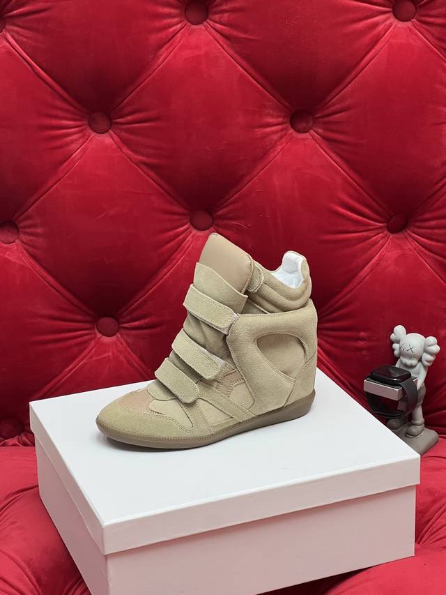 独家实拍 顶级版本 Isabel Marant伊莎贝尔 Bobby坡跟休闲鞋 精致工艺与时尚风格的完美邂逅 每一针每一线，都编织的时尚传奇 每一寸皮革 都诉说着