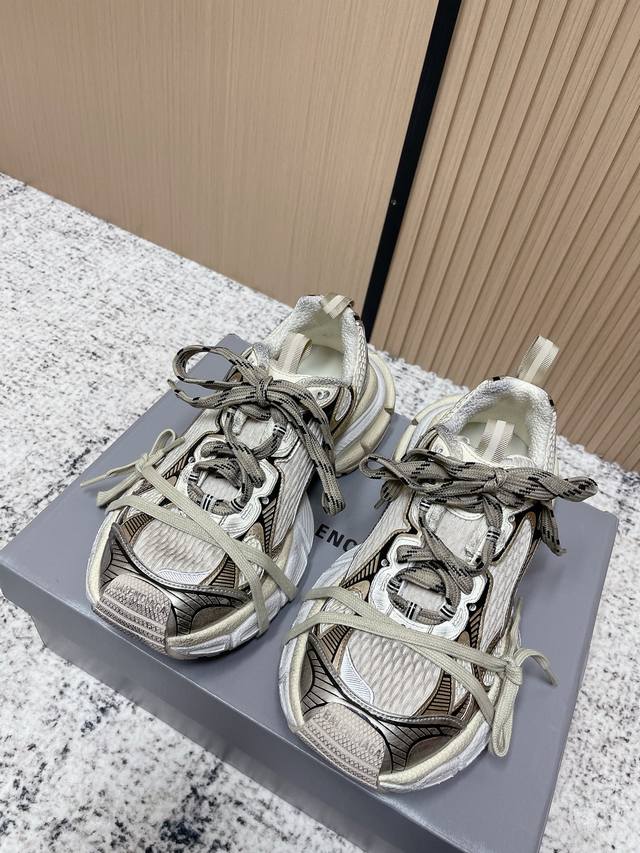 跑量款 高版本 巴黎世家 Balenciaga 情侣 3Xl Sneakers 巴黎世家 十代网布系带低帮走秀复古老爹运动鞋 解构绑带 透气网纱 网面 材料和聚