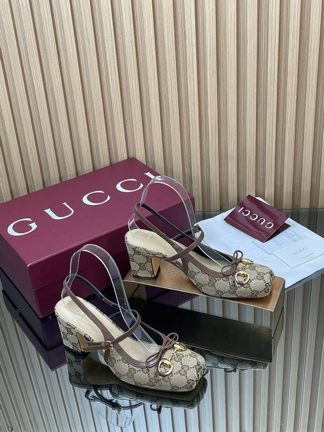 Gucc高端精品 2025海外早秋Gucci Horsebit系列新品高跟方形方头新式芭蕾鞋 马衔扣新款小方头穆勒鞋经典精致优雅蝴蝶结浅口鞋高质感后系带后空鞋