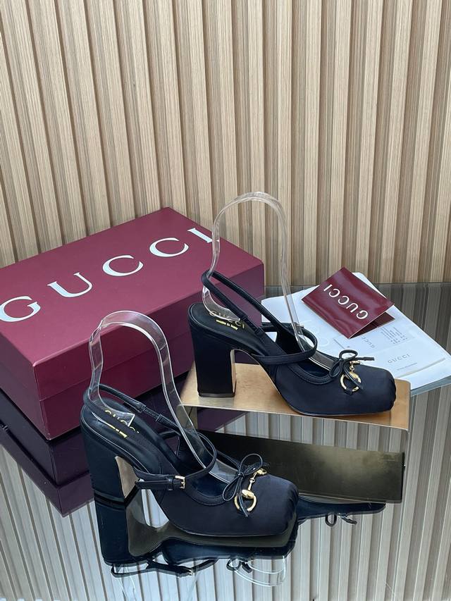黑真丝 Gucc高端精品 2025海外早秋Gucci Horsebit系列新品高跟方形方头新式芭蕾鞋 马衔扣新款小方头穆勒鞋经典精致优雅蝴蝶结浅口鞋高质感后系带