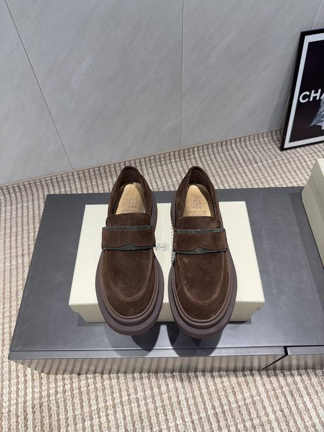 出厂： 独家顶级版本 Brunellocucinelli 2025Vs秋冬季毛里乐福系列 Brunellocucinelli 原版定制 穿着它轻盈舒适，即使通勤