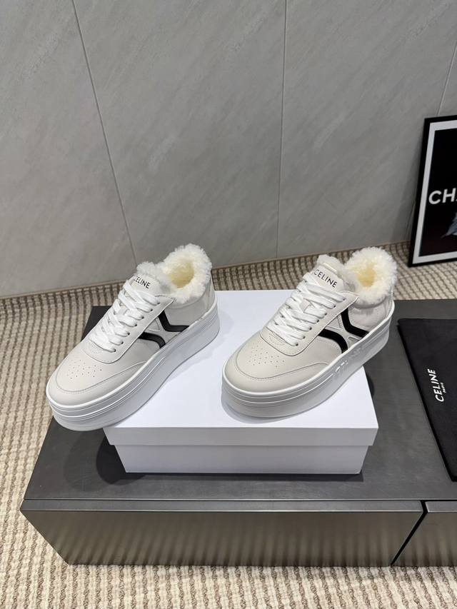 出厂:毛里 独家顶级版本 Celln*赛*琳2025Vs巴黎时装发布会最新爆款休闲系列 厚底毛里休闲鞋 时尚潮流休闲情女潮流款专柜正品1-1早秋韩潮流版！专柜推