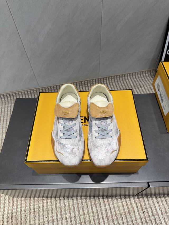 出厂:女 男 独家顶级版本 F*Endi芬*迪2025Vs秋季最新情侣爆款休闲系列 情侣拼色休闲鞋 Fd Match 原版购入 一比一复刻 设计师Kim Jon