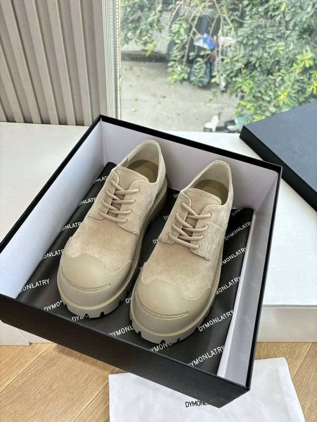 G068Dymonlatry 所见即所得新品双单鞋潮到犯规 大厚底自带拉高Buff 绑带+小口袋设计超有个性 穿上直接Slay全场 酷Girl闭眼冲～ 鞋面：进