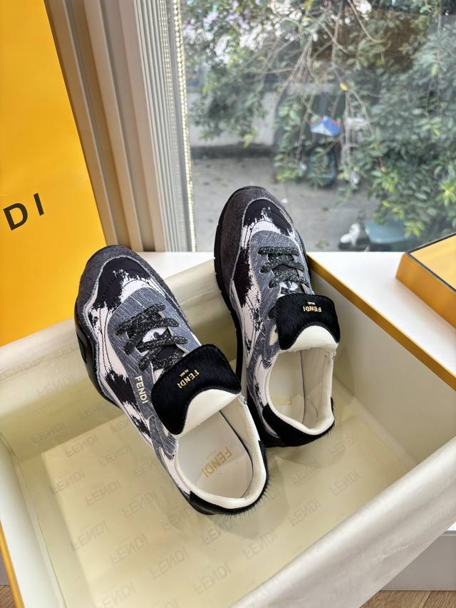 男10G398最新版面 情侣款 Fendi芬迪 2025新色系列板鞋休闲运动鞋 Fd Match 升级新款 Fendi秋冬最新运动鞋潮得太舒服了 最新Fendi