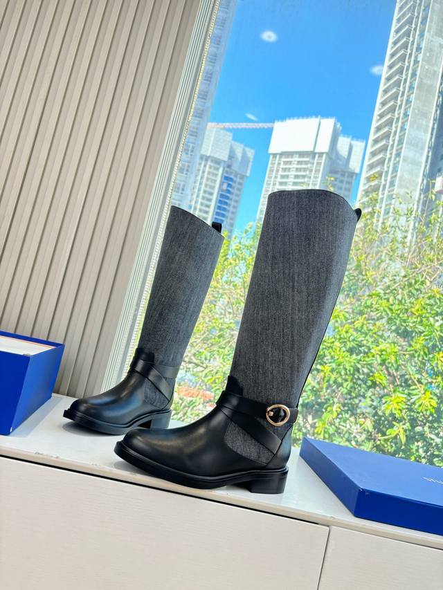 G588所见即所得Sw秋冬靴系列！Stuart Weitzman 骑士靴平底切尔西短靴渠道好货势不可挡，搭配我们的Rise轮胎鞋底 广受欢迎的Lift轮胎鞋底个