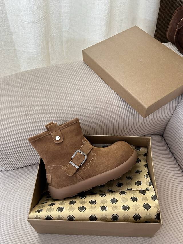 Ugg芒果头小短靴新款 尺码：35-40 Ugg雪地靴 栗色细节