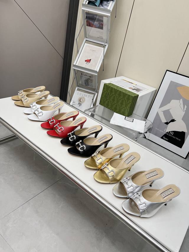 古驰新款，牛皮面料，绵羊内里，跟高8.5Cm.码数35-40 41、42订做不退 出厂价p