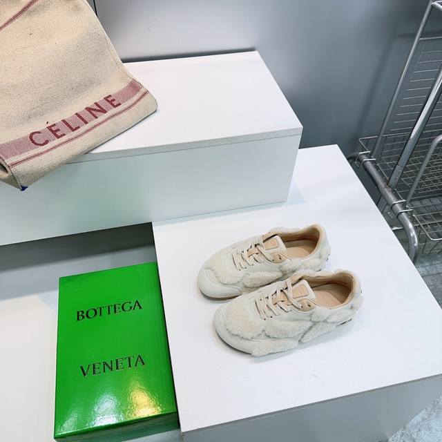 高品质出厂女 ！男 ！顶级品质 薄底款 Bottega Veneta宝蝶家26春夏新色Bv 羊毛拼接反绒鞋面运动鞋老爹鞋休闲鞋！原版购入开发！采用原版进口细腻羊
