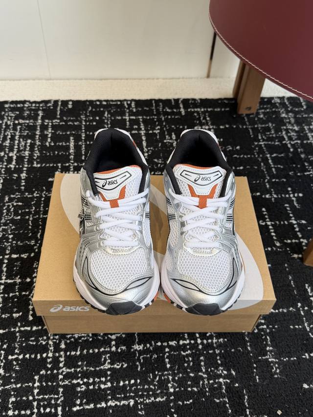 代购级 亚瑟士Asics Gel-Kayano 14 全能慢跑运动鞋 设计师Hidenori Yamashita 以 Fflashj一词为灵感，创造出未来感金属