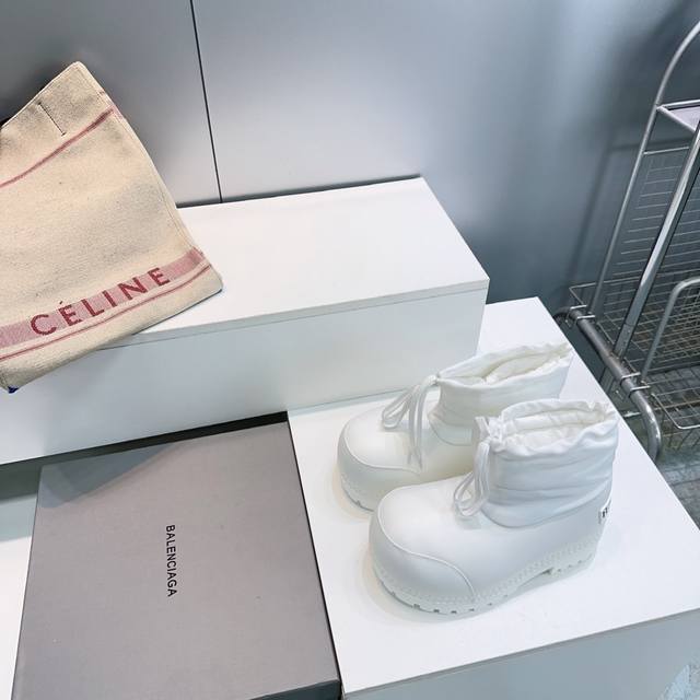 高品质出厂女 ！男390！顶级品质情侣款！Balenciaga巴黎世家25Ss秋冬新款雪地靴滑雪系列厚底大头防水羽绒靴！ Skiwear最新款阿拉斯加雪地靴 原