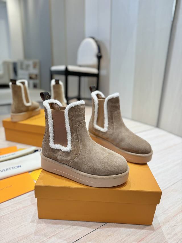 出厂价pp： Louis Vuiton 路易威登 Ss新款 Lv Aspen Line系列羊毛厚底切尔西短靴毛靴雪地靴马丁靴 顶级版本原版购入开发做货 此款Lv