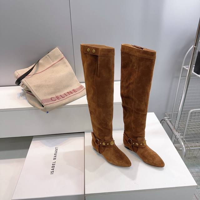 高品质出厂 ！顶级品质Isabel Marant伊莎贝尔25Ss秋冬欧美风五金扣件牛反绒圆头平跟长靴系列！满满家族风格的一款经典女款拼接长靴标准的欧美风格代表一