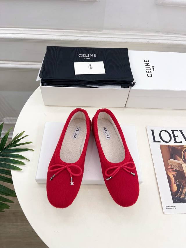 Celine 赛琳 25 2025秋冬新品 凯旋门Abby蝴蝶结毛毛平底芭蕾鞋 上新！ Bs 这一季的赛琳真的是开了挂、太有特色了 今年必须要入手一双Celin