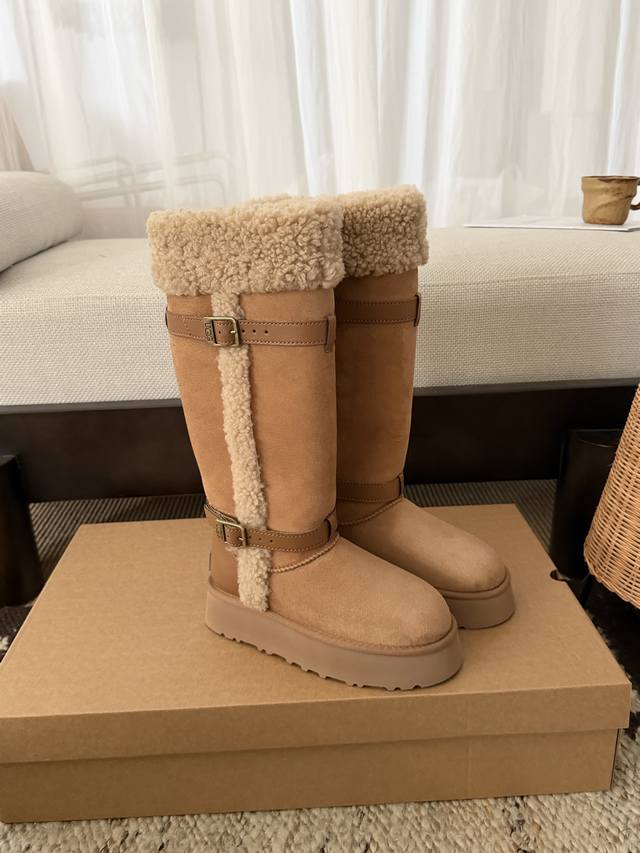 卷毛厚底骑士靴 高筒 颜值超级高的骑士雪地靴系列 3Cm厚底隐形增高 拉长腿型曲线 皮毛一体与泰迪小卷毛的碰撞 秋冬氛围感拉满 必须要安排上！ Size：35