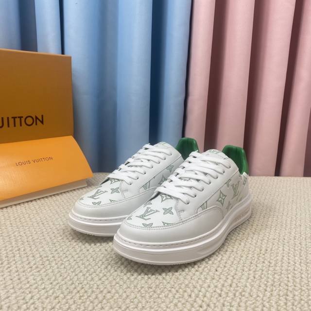 顶级版本Louis*Vuitto* Trainer 运动鞋欧洲代购1W Rmb购入 历时一个月爆拆开发 大底和面料私模 鞋面更是报废了三套模具 才完美调整至原版