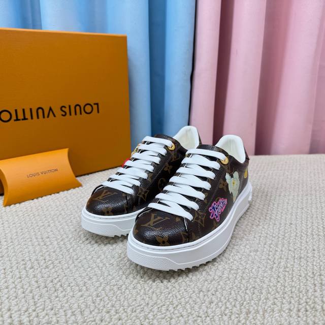 Loui* Vuitto* 代购品质 驴牌力推新品，官网限定款！购入原版1:1精准复刻、细节很无敌、诚意满满、进口定制原版材质、细节百分百还原、没有原版是开不出