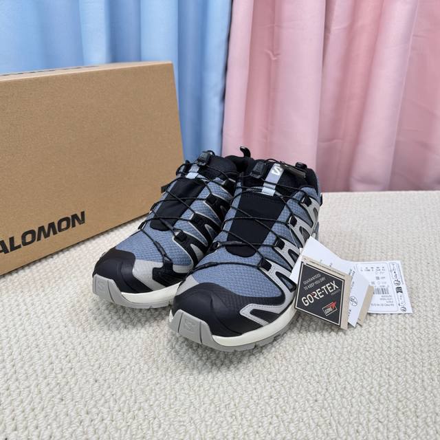 Salomon萨洛蒙X Mm6马吉拉 联名 X-Alp系列 户外 休闲 运动鞋 穆勒 半拖鞋 原版购入开发 做货 这款由Mm6全新演绎的X-Aip专注于其空气动