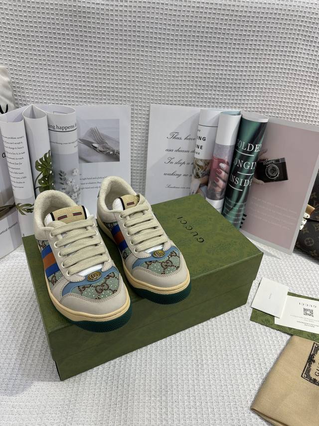 Gucci钻鞋 代购版本 Nfc带扫码芯片 高品质系列做旧小脏鞋- 年爆款来袭！ 十转九卖必上款 新色加推-市场终极版本！ 购原版开发 .面料 材质 大底 细节