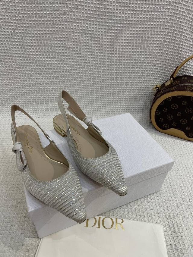 独家首发 代购品质 J'adior 迪奥 Dior&Moi 春夏最新高定Slingback标志性系列 镂空网面藤格纹立体刺绣图案露跟平底女鞋 明星同款字母Log