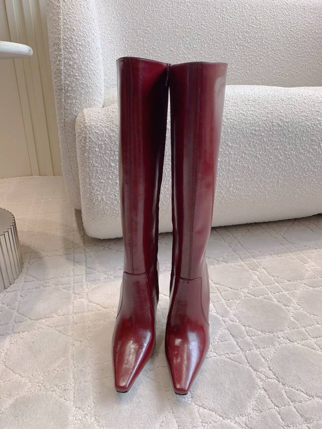 出厂价p Ys*新款高跟长靴 杨树林最懂女人心 不接受反驳 超级无敌女人味神器 鞋面开边珠牛皮 内里牛皮 意大利真皮大底 跟高10Cm 尺码35-39 40定做