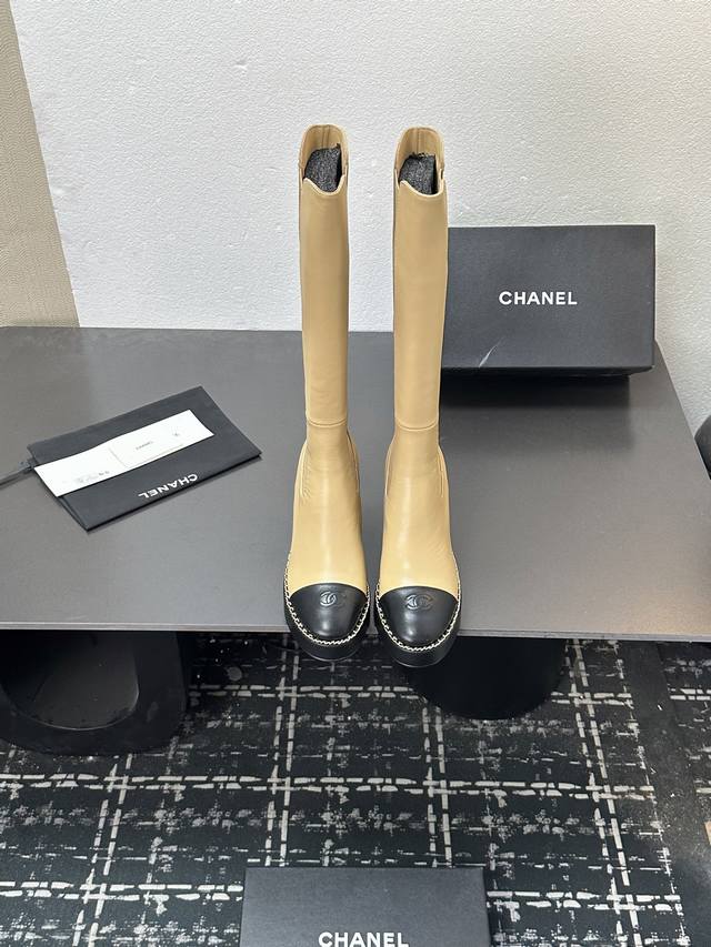 Chanel 香奈儿25K新款切尔西松紧带长靴 骑士靴厚底水台链条高靴 秋冬走秀款 上脚特显腿型百搭 任何仙女都可以轻松驾驭 进口小牛皮~磨砂牛皮鞋面 羊皮内里
