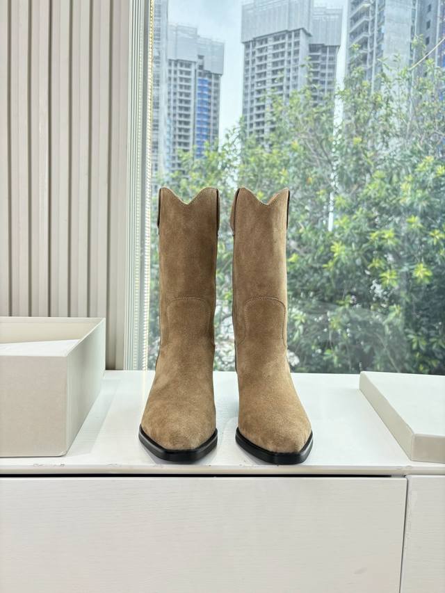 G1991 Bc代购级女鞋Brunell* Cucinell*雪地靴棉鞋短靴Bc 老钱风品牌秋冬靴子合集～ 家人们，今天可乐给大家盘点一下老钱风的秋冬靴啦～剪毛