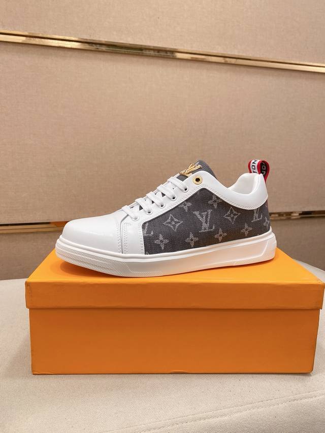 工厂p价 Louis Vuitton 路易威登 Lv 顶级新款专柜同步发售，鞋面意大利进口头层牛皮，全进口羊皮内里，完全1比1复刻，鞋底：原厂特供原版底，独家活