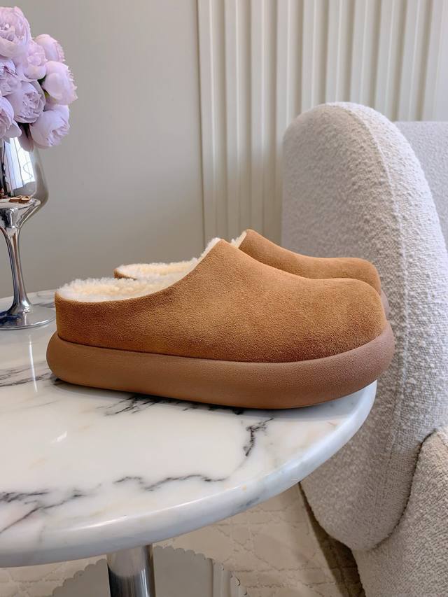 薄底 厚底 无标款 莞产高货 白标无标 秋冬新款 爆款小土豆，原厂货顶级，官网同步新款，低帮一脚蹬羊毛里懒人鞋 鞋面高丝光牛反绒 内里垫脚顶级羊毛 柔软蓬松 轻