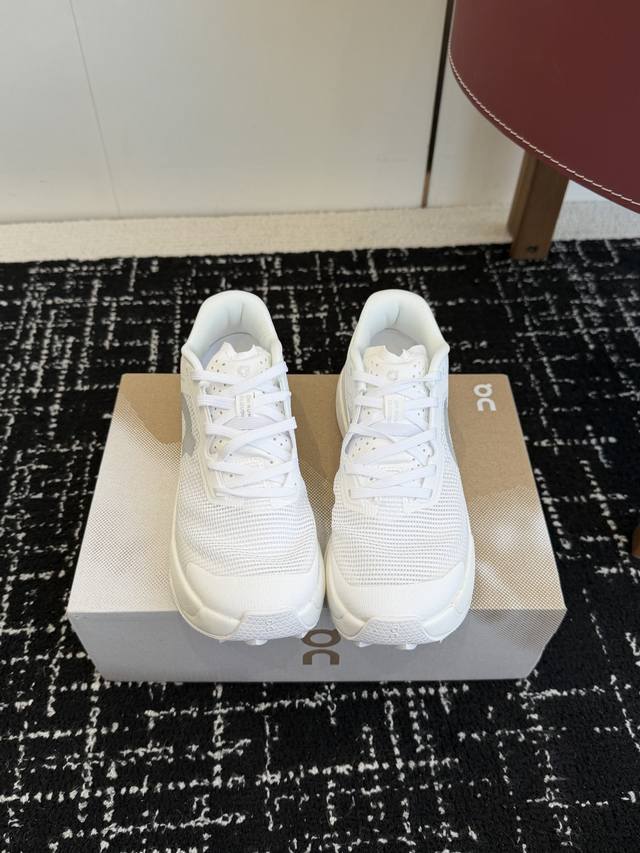 代购级 On 昂跑 Cloudultra 3 秋款新品更新 长距离越野跑步鞋 时尚潮流百搭减震跑鞋 超轻鞋底 镂空透气网面材质 男女情侣款 Size：36 37