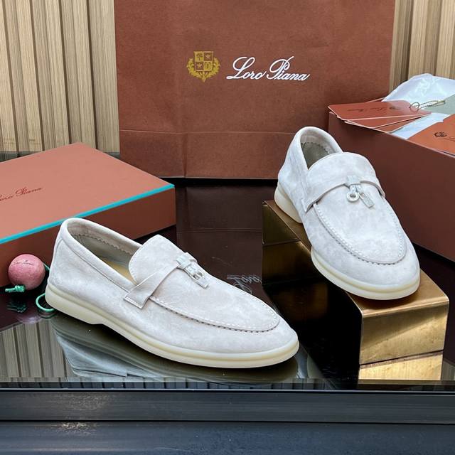 代购品质 配飞机盒 Loro pⅰAna 早春最新款乐福鞋吊坠经典系列 代工厂p莞货 一一一一一一一一一 意大利高级品牌Loro piana 是意大利顶级奢侈品