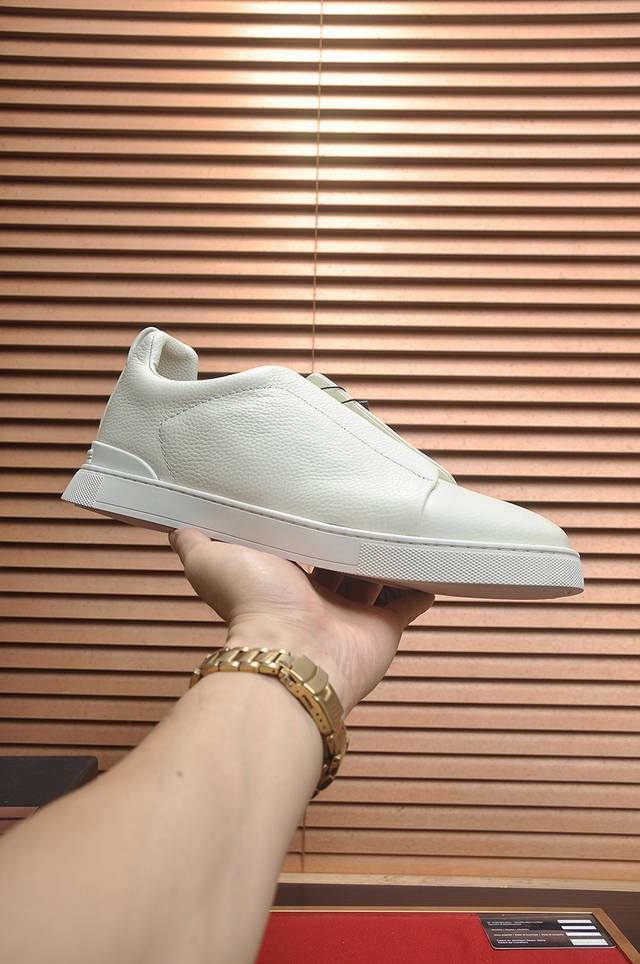 出厂价p 全新系列Zegna杰尼亚男鞋绒面革 Triple Stitchmonte奢华休闲鞋 最新走秀款官网同步 product Informationmont